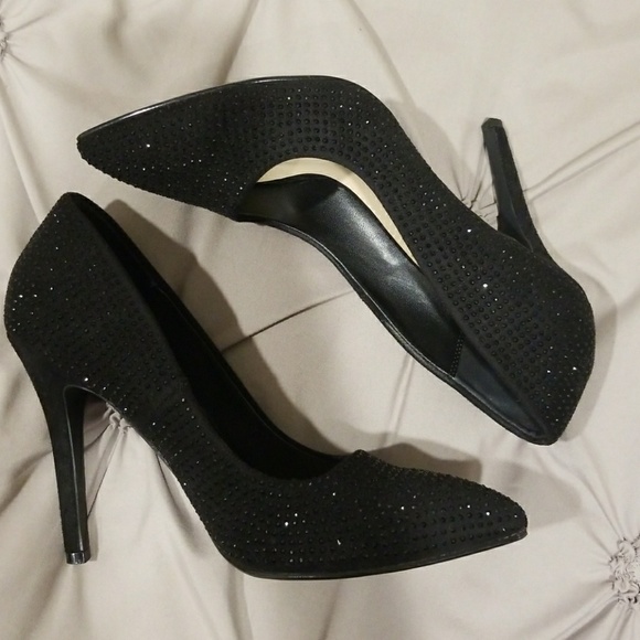 4" Black Crystal Suede Pumps - Picture 1 of 8